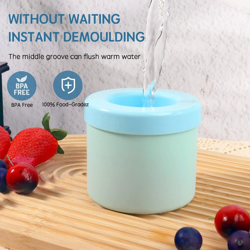 2-in-1 Silicone Ice Cube Maker & Storage Bucket