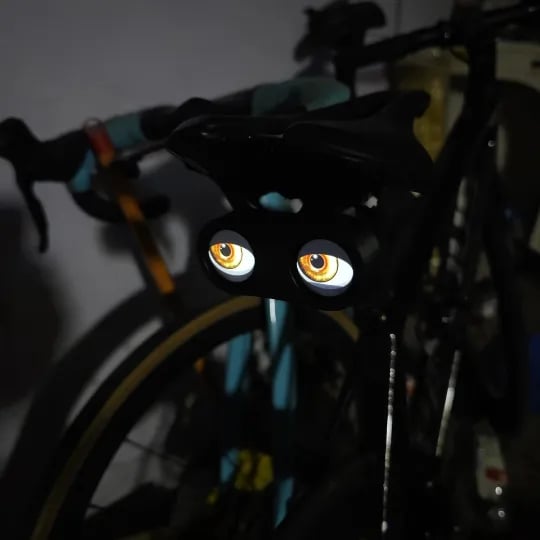 🔥Last Day 49% OFF🚴🏼Demon Eyes Bike Tail Light