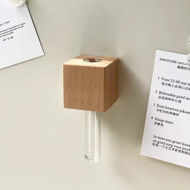 Magnetic Mini Vase – Wood & Glass Wall-Mount Decor for Flowers & Cuttings