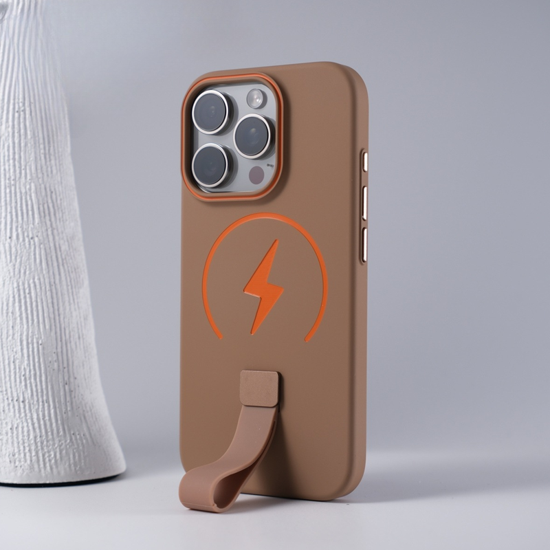 SkinFeel Magnetic Case – Magnetic Charging & Built-in Wrist Strap & Soft-Touch Comfort