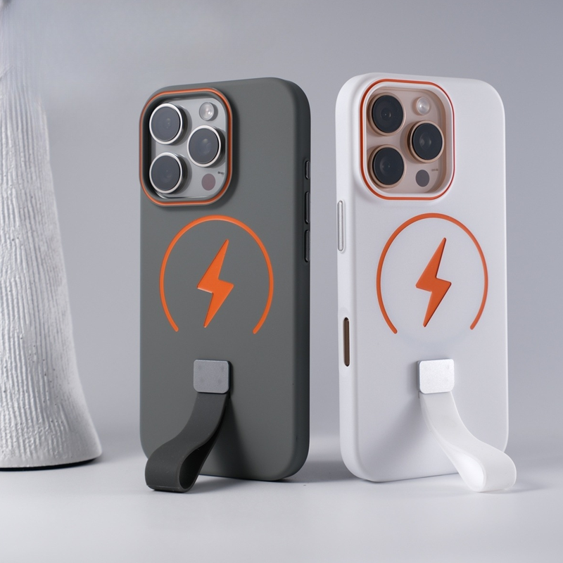 SkinFeel Magnetic Case – Magnetic Charging & Built-in Wrist Strap & Soft-Touch Comfort
