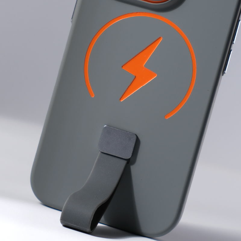 SkinFeel Magnetic Case – Magnetic Charging & Built-in Wrist Strap & Soft-Touch Comfort