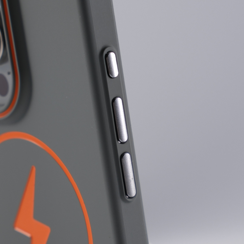 SkinFeel Magnetic Case – Magnetic Charging & Built-in Wrist Strap & Soft-Touch Comfort