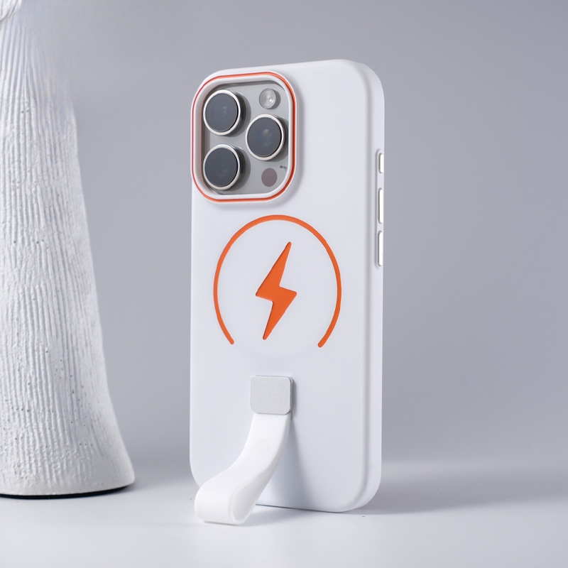 SkinFeel Magnetic Case – Magnetic Charging & Built-in Wrist Strap & Soft-Touch Comfort
