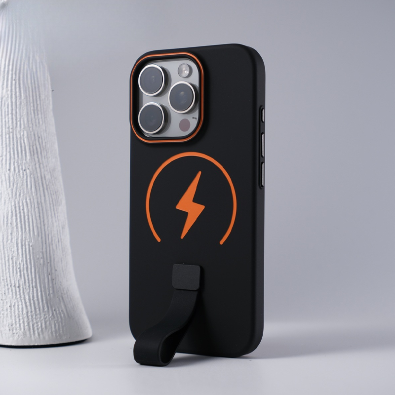 SkinFeel Magnetic Case – Magnetic Charging & Built-in Wrist Strap & Soft-Touch Comfort