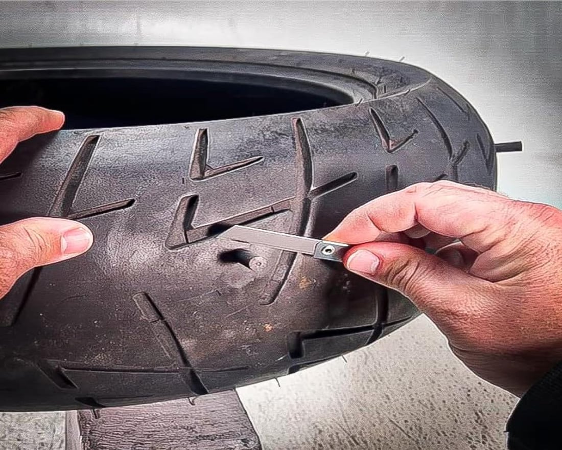 Tubeless Tire Pocket Plugger Repair Kit